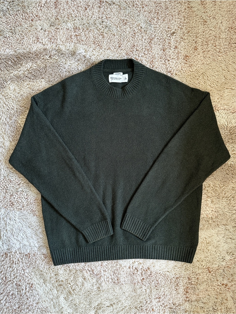 Men’s Hunter Green Abercrombie Oversized Soft A&F Collection Sweater Large
